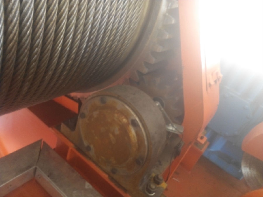 內(nèi)蒙古蘭石門式起重機安全監(jiān)控系統(tǒng)現(xiàn)場安裝圖七